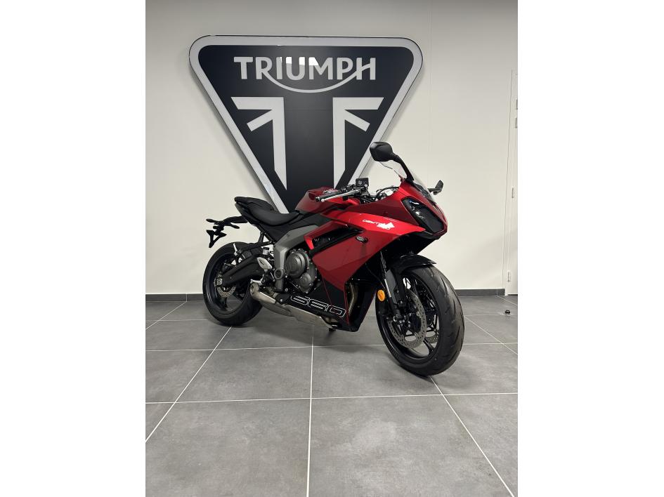 TRIUMPH 	DAYTONA 660