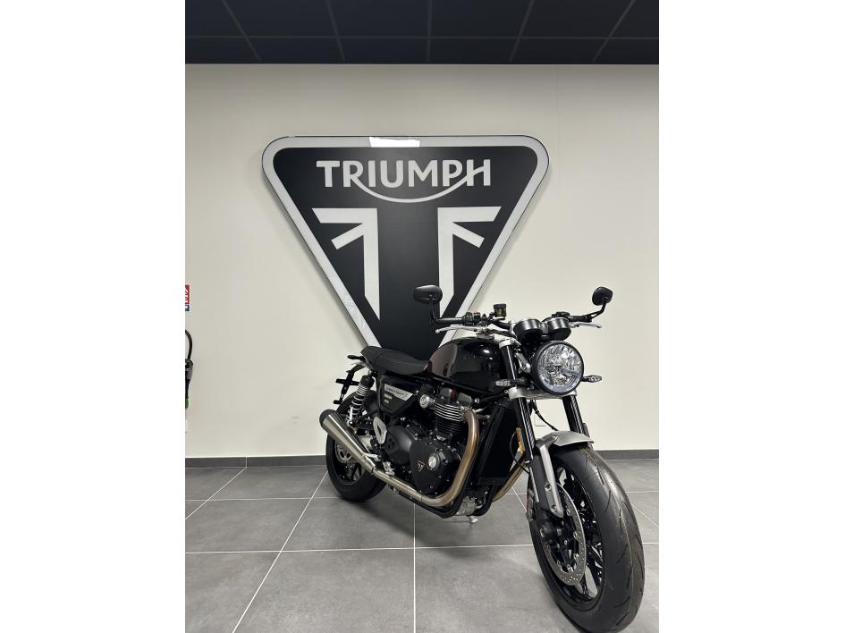 TRIUMPH SPEED TWIN 1200
